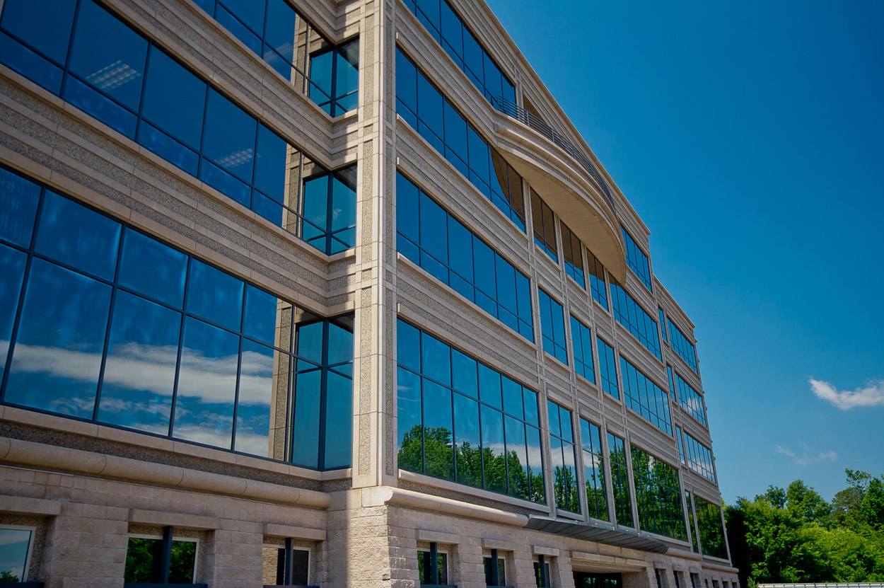 DOUBLETREE BY HILTON