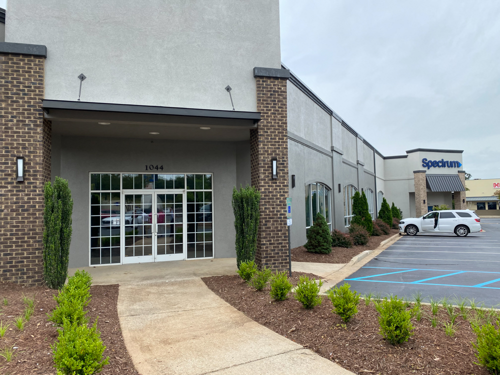 PRIME SQUARE RETAIL PROPERTY FOR LEASE