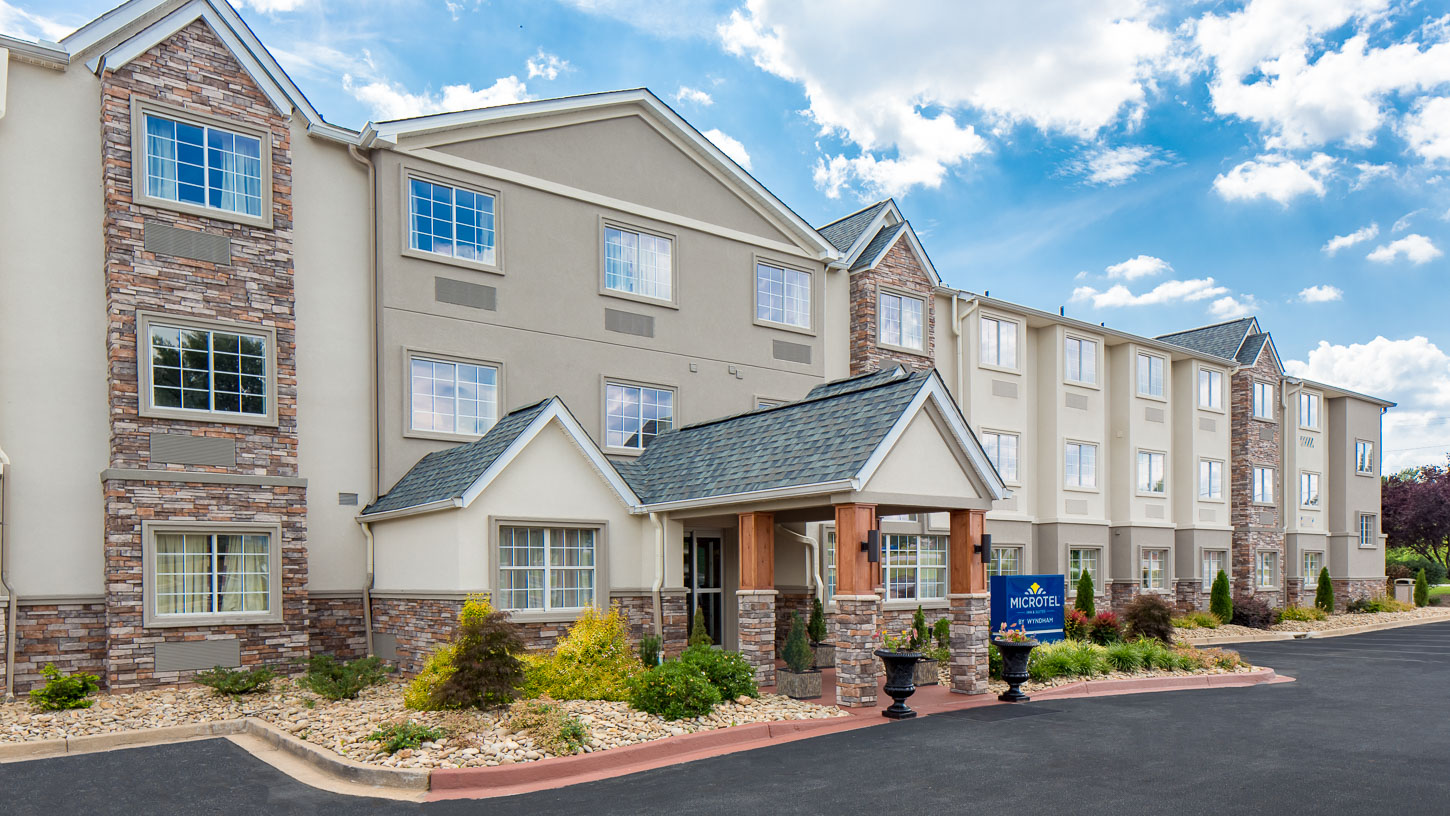 New Microtel Inn & Suites by Wyndham Grand Opening